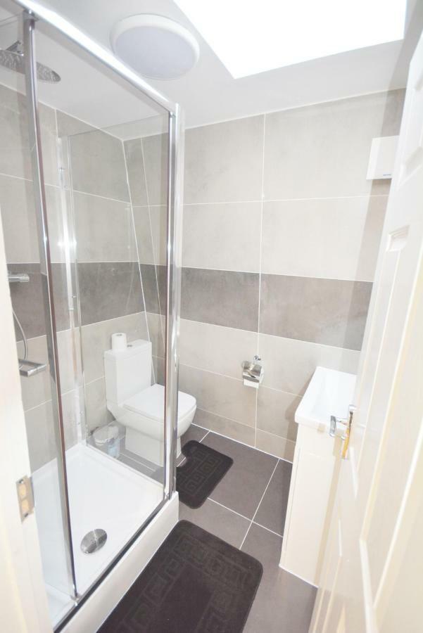 London Modern 4 Bedroom Apartment Exterior foto